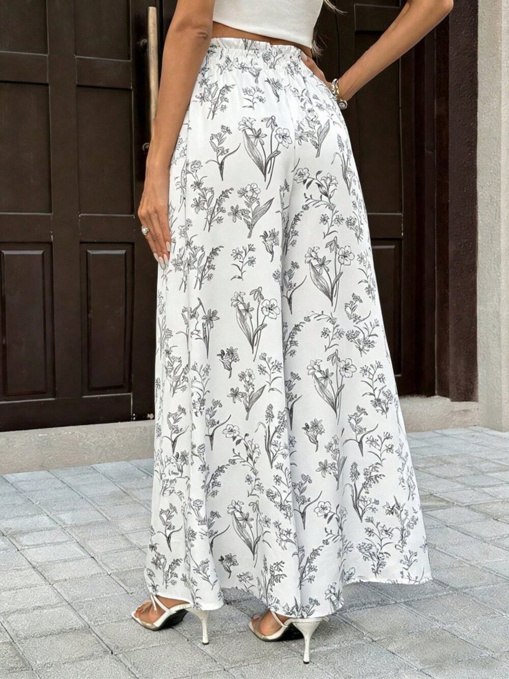 Apricot Boho Women's Ditsy Floral Casual Vacation Pants - Picture 2 of 3